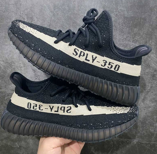 YEEZY BOOST 350 V2 'OREO'