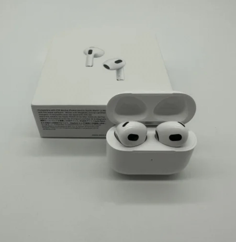 Apple AirPods 3 with MagSafe Charging Case