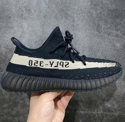 YEEZY BOOST 350 V2 'OREO'