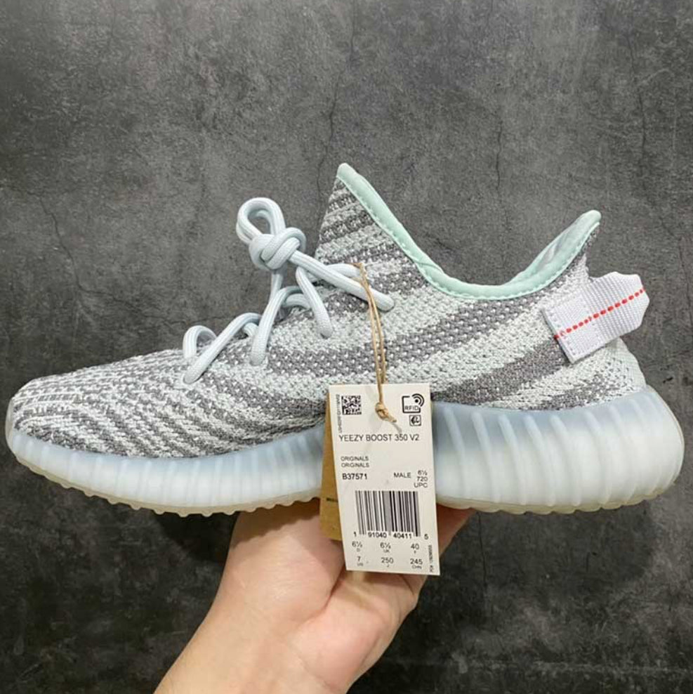 YEEZY BOOST 350 V2 'BLUE TINT'